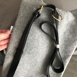 TrueZoo Bags - NWOT Grey Felt Cat Backpack Crossbody Bag TrueZoo Bags - NWOT Grey Felt Cat Backpack Crossbody Bag